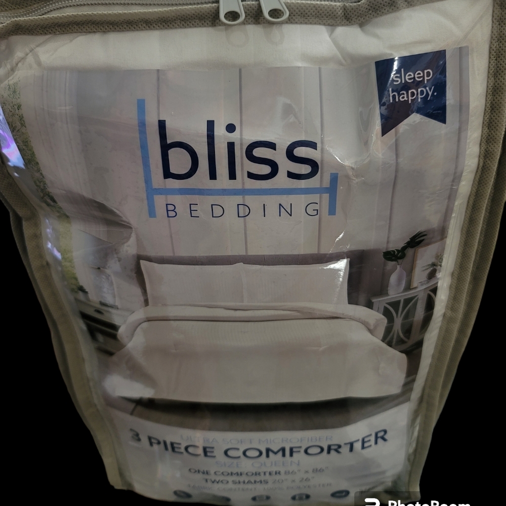 New 3 Piece Comforter